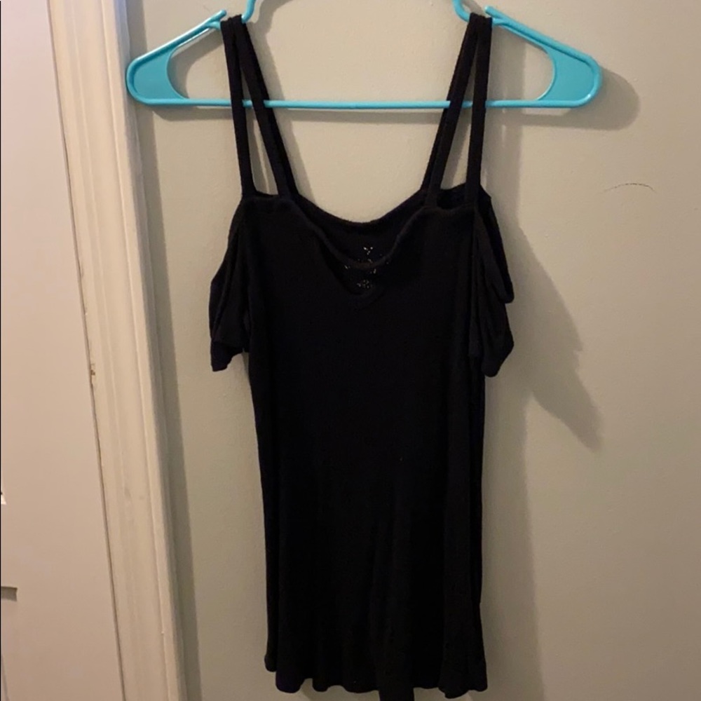 cold shoulder ae top